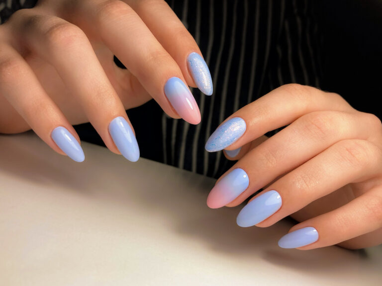 Read more about the article Transform Your Style: The Allure of Stiletto Nails