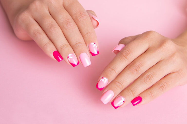 Read more about the article Nail Care Tips: Keep Your Manicure Fresh Longer!