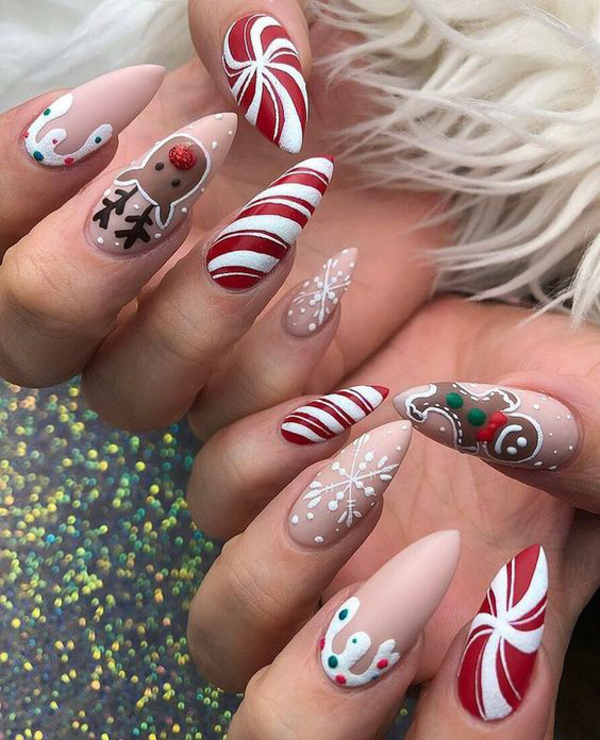 Read more about the article DIY Christmas Nails: Glam Up Your Holidays with Style!